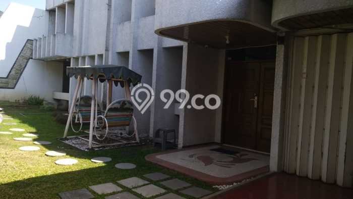 Kesempatan Investasi 5 Kamar Tidur dan 3 Kamar Mandi di Gubeng, Dekat Pusat Kota, Surabaya Kesempatan Investasi 5 Kamar Tidur dan 3 Kamar Mandi di Gubeng, Dekat Pusat Kota, Surabaya