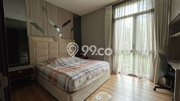 Rumah Elit LB 349m2 Siap Huni Desain Elegan di BSD, Tangerang Rumah Elit LB 349m2 Siap Huni Desain Elegan di BSD, Tangerang