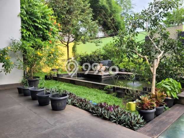 Jual Segera Rumah LT 644m² / LB 800m² di Pusat Kota BSD, Tangerang Jual Segera Rumah LT 644m² / LB 800m² di Pusat Kota BSD, Tangerang