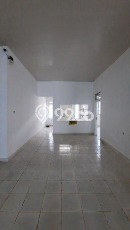 Lokasi terbaik! Rumah siap pakai dikontrakkan di Mampang Prapatan LB 250m2 Lokasi terbaik! Rumah siap pakai dikontrakkan di Mampang Prapatan LB 250m2