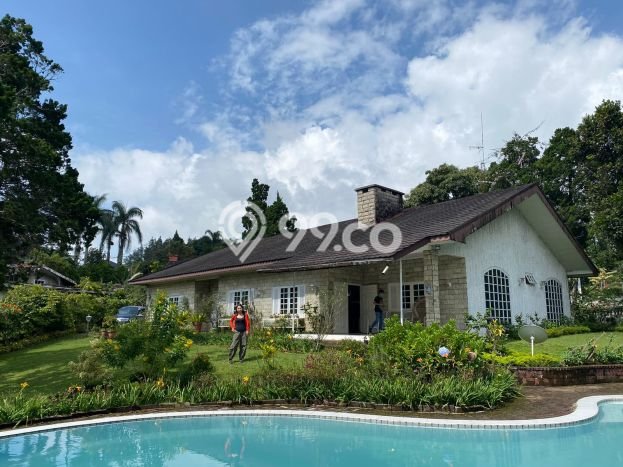 GOOD DEAL! Rumah Premium area Puncak, Luas 1630m² LB 750m² GOOD DEAL! Rumah Premium area Puncak, Luas 1630m² LB 750m²