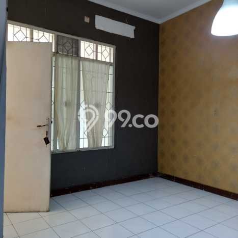 Rumah Luas Asri 3 KT Siap Huni di BSD Nusaloka Tangerang Rumah Luas Asri 3 KT Siap Huni di BSD Nusaloka Tangerang