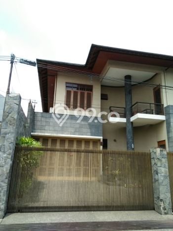 Jual Rumah Mewah Elegan Dengan View Eksklusif di Otista, Bandung Jual Rumah Mewah Elegan Dengan View Eksklusif di Otista, Bandung