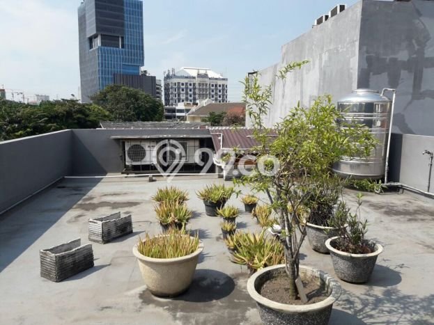 Rumah Bisa KPR 4 Kamar Tidur di Kelapa Gading, Bebas Banjir, Jakarta Utara Rumah Bisa KPR 4 Kamar Tidur di Kelapa Gading, Bebas Banjir, Jakarta Utara