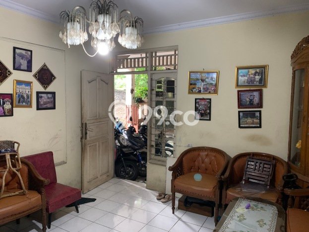 Rumah Elit LB 400m2 Siap Huni Desain Elegan di Tanjung Duren, Jakarta Barat Rumah Elit LB 400m2 Siap Huni Desain Elegan di Tanjung Duren, Jakarta Barat