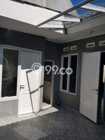 Disewakan! Rumah 2 Kamar Tidur &
2 Kamar Mandi di BSD Kencana Loka, Tangerang Disewakan! Rumah 2 Kamar Tidur &
2 Kamar Mandi di BSD Kencana Loka, Tangerang