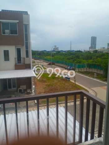 Rumah Berkualitas Kelapa Gading, Jakarta Utara, Luas 45m² Bangunan 87m² Rumah Berkualitas Kelapa Gading, Jakarta Utara, Luas 45m² Bangunan 87m²