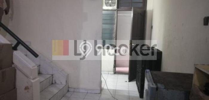 Rumah Disewakan Jakarta Barat LT 113m2 LB 210m2 Kawasan Tomang Rumah Disewakan Jakarta Barat LT 113m2 LB 210m2 Kawasan Tomang