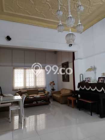 For Sale! Premium House LT 725m2 Desain Elegan di Sumurbandung For Sale! Premium House LT 725m2 Desain Elegan di Sumurbandung
