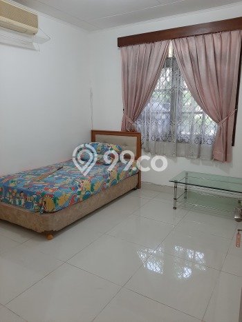LOKASI STRATEGIS! Rumah di Permata Buana, Dekat Tol, 4 KT, LT 180m² LB 265m² LOKASI STRATEGIS! Rumah di Permata Buana, Dekat Tol, 4 KT, LT 180m² LB 265m²