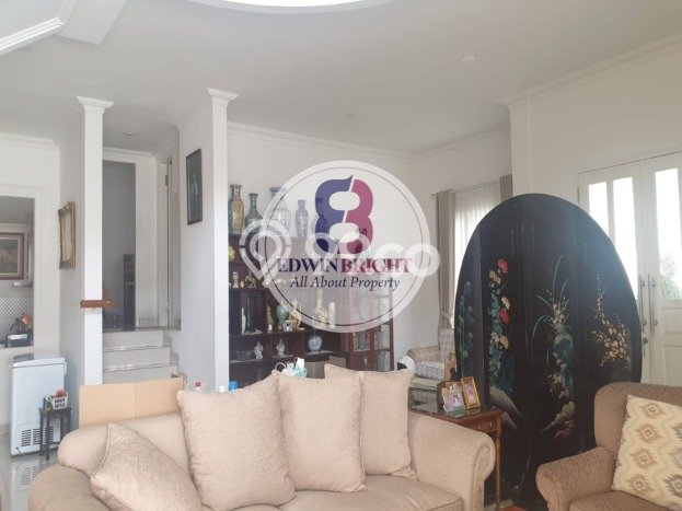 Jual Rumah Mewah Elegan Dengan View Cantik di Bintaro, Tangerang Selatan Jual Rumah Mewah Elegan Dengan View Cantik di Bintaro, Tangerang Selatan