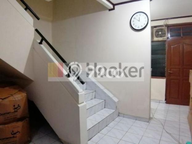Rumah Luxury Modern Tanpa Renovasi di Tomang Jakarta Barat Rumah Luxury Modern Tanpa Renovasi di Tomang Jakarta Barat