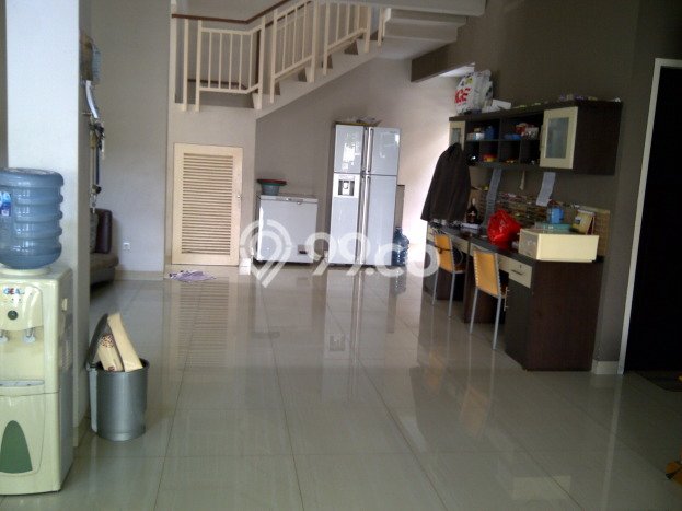 Rumah LT 270m² / LB 250m² Area Premium di Kemang Pratama, Bekasi Rumah LT 270m² / LB 250m² Area Premium di Kemang Pratama, Bekasi