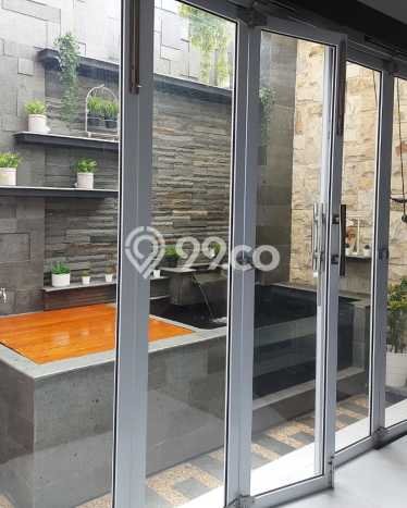 UNIT TERBATAS! Rumah di Pekanbaru Kota, 5 KM, Luas 160m² LB 210m² UNIT TERBATAS! Rumah di Pekanbaru Kota, 5 KM, Luas 160m² LB 210m²