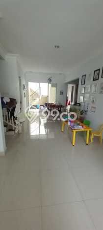 For Sale! Premium House LT 200m2 Desain Modern di Pakuwon Indah For Sale! Premium House LT 200m2 Desain Modern di Pakuwon Indah