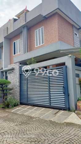 Rumah Luxury Modern Tanpa Renovasi di Cikupa Citra Raya Tangerang Rumah Luxury Modern Tanpa Renovasi di Cikupa Citra Raya Tangerang