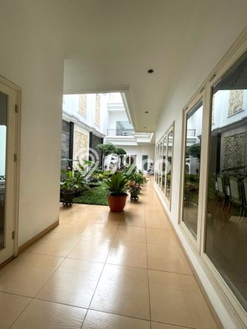 Rumah Luxury Modern Tanpa Renovasi di BSD Telaga Golf Tangerang Rumah Luxury Modern Tanpa Renovasi di BSD Telaga Golf Tangerang