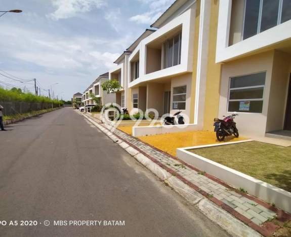 PROPERTI UNGGULAN! Rumah Premium di Batam Centre, Luas 79m² Bangunan 90m² PROPERTI UNGGULAN! Rumah Premium di Batam Centre, Luas 79m² Bangunan 90m²