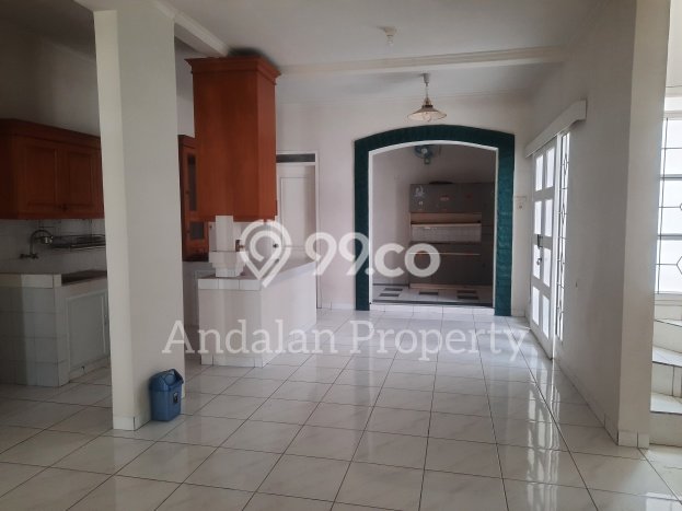 Rumah Minimalis 4 KT LT 144m2 di Kota Wisata Rumah Minimalis 4 KT LT 144m2 di Kota Wisata