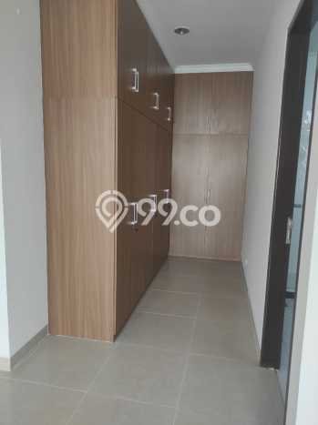 Jarang Ada! Rumah Kontrakan 3 Kamar Nyaman Siap Huni Semanan Jarang Ada! Rumah Kontrakan 3 Kamar Nyaman Siap Huni Semanan
