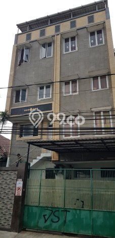 Rumah Siap Huni 8 KT 4 KM di Lokasi Premium Tanah Abang, Jakarta Pusat Rumah Siap Huni 8 KT 4 KM di Lokasi Premium Tanah Abang, Jakarta Pusat