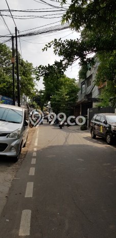 Rumah Siap Huni 8 KT 4 KM di Lokasi Premium Tanah Abang, Jakarta Pusat Rumah Siap Huni 8 KT 4 KM di Lokasi Premium Tanah Abang, Jakarta Pusat