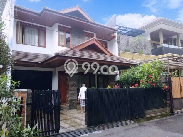 Rumah area Cigadung, Bandung, Luas 242m² Bangunan 300m² Rumah area Cigadung, Bandung, Luas 242m² Bangunan 300m²