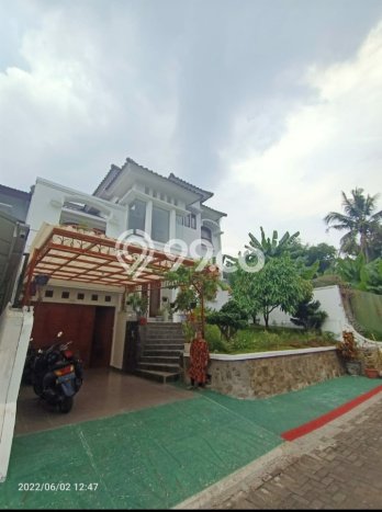 Rumah Siap Pakai area Dago, Bandung, LT 340m2m² Bangunan 400m2m² Rumah Siap Pakai area Dago, Bandung, LT 340m2m² Bangunan 400m2m²