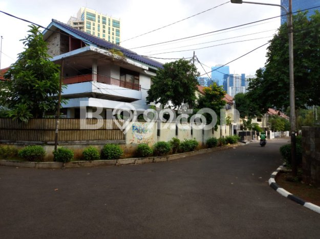 Siap Huni Hunian Elit 8 Kamar di Tebet Dekat ke Mana Saja Siap Huni Hunian Elit 8 Kamar di Tebet Dekat ke Mana Saja