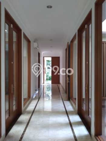 Rumah Asri area Kebayoran Baru, 6 KM, Bebas Macet Rumah Asri area Kebayoran Baru, 6 KM, Bebas Macet