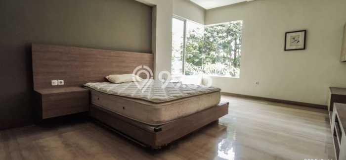 Rumah 3 KT 2 KM Luas Tanah 221m², Luas Bangunan 340m² di Kelapa Gading, Jakarta Utara Rumah 3 KT 2 KM Luas Tanah 221m², Luas Bangunan 340m² di Kelapa Gading, Jakarta Utara