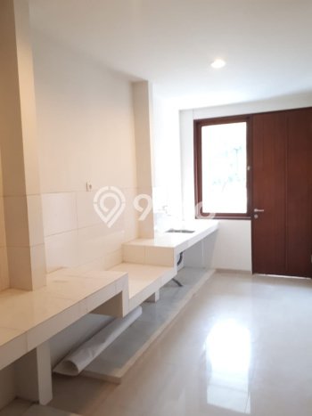 Rumah Mewah LB 360m2 Siap Huni Desain Elegan di Bintaro, Jakarta Selatan Rumah Mewah LB 360m2 Siap Huni Desain Elegan di Bintaro, Jakarta Selatan