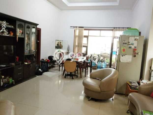 LIMITED OFFER! Rumah Premium area kertajaya, Luas 352m² Bangunan 352m² LIMITED OFFER! Rumah Premium area kertajaya, Luas 352m² Bangunan 352m²