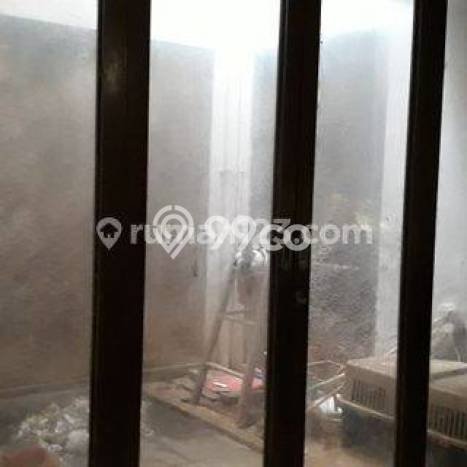 Dijual Hunian Rumah Nyaman 4 Kamar di Bintaro, Tangerang Selatan Dijual Hunian Rumah Nyaman 4 Kamar di Bintaro, Tangerang Selatan