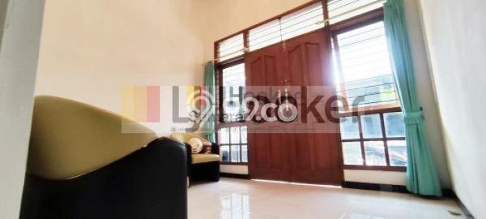 For Sale Rumah 4 Kamar Lokasi Ideal Bagus dan Strategis di Genuk For Sale Rumah 4 Kamar Lokasi Ideal Bagus dan Strategis di Genuk