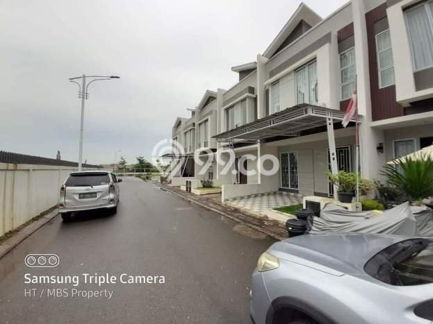 Hunian Idaman Keluarga LB 100m² Lokasi Tenang di Batam Centre, Batam Hunian Idaman Keluarga LB 100m² Lokasi Tenang di Batam Centre, Batam