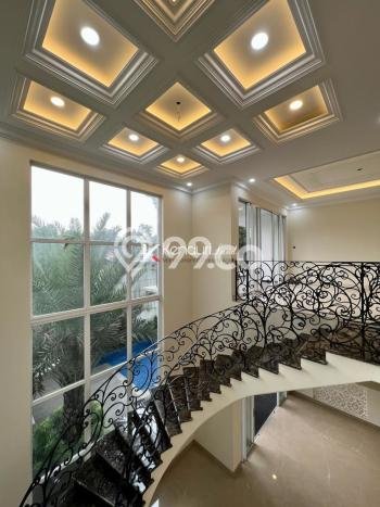 Dijual Rumah Luas Elegan Dengan View Eksklusif di Pondok Indah, Jakarta Selatan Dijual Rumah Luas Elegan Dengan View Eksklusif di Pondok Indah, Jakarta Selatan