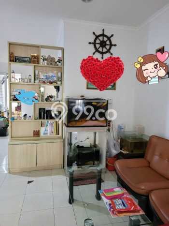 Rumah Siap Huni LT 102m² / LB 127m² di Kawasan Komersial Semanan, Jakarta Barat Rumah Siap Huni LT 102m² / LB 127m² di Kawasan Komersial Semanan, Jakarta Barat