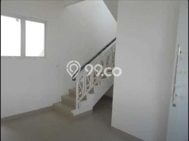 Rumah Terawat area Cakung, Jakarta Timur, LT 90m², LB 75m² Rumah Terawat area Cakung, Jakarta Timur, LT 90m², LB 75m²