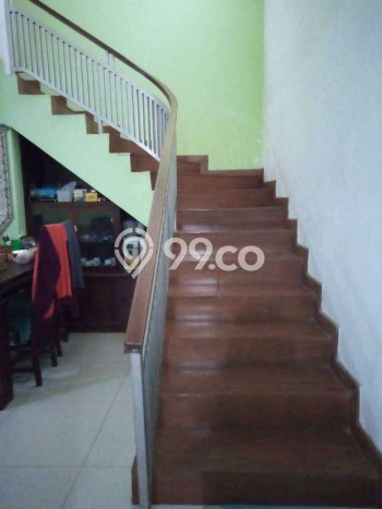 Rumah Strategis 4 Kamar Tidur dan 3 Kamar Mandi di Lokasi Strategis Cigadung, Bandung Rumah Strategis 4 Kamar Tidur dan 3 Kamar Mandi di Lokasi Strategis Cigadung, Bandung