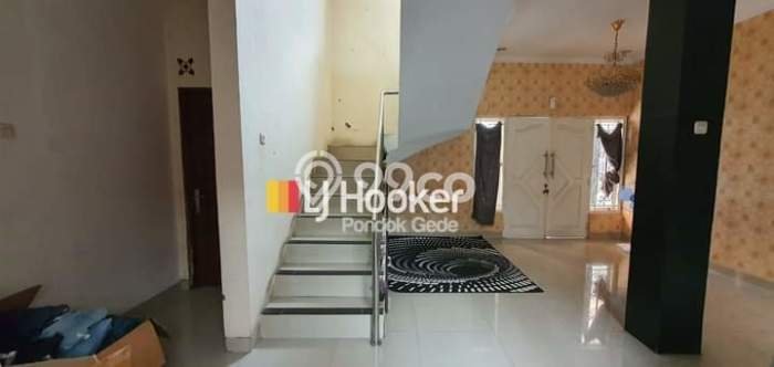 Rumah Bagus di Bambu Apus, Jakarta Timur, LT 152m², Luas Bangunan 200m² Rumah Bagus di Bambu Apus, Jakarta Timur, LT 152m², Luas Bangunan 200m²