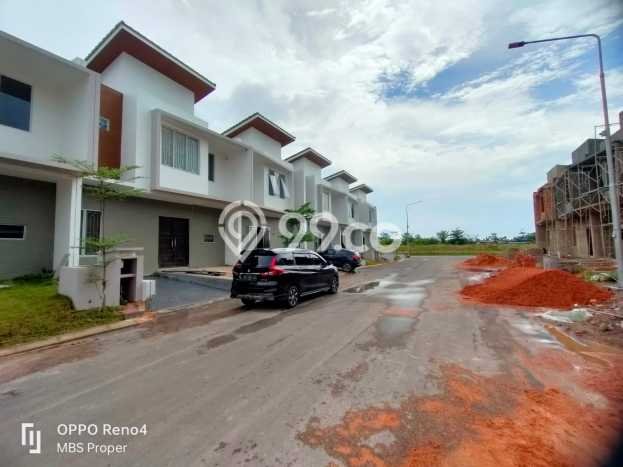BEST CHOICE! Rumah area Batam Centre, LT 193m² Bangunan 118m² BEST CHOICE! Rumah area Batam Centre, LT 193m² Bangunan 118m²