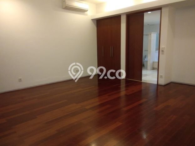 Disewakan! Rumah 5 Kamar Tidur &
4 Kamar Mandi di Antasari, Jakarta Selatan Disewakan! Rumah 5 Kamar Tidur &
4 Kamar Mandi di Antasari, Jakarta Selatan