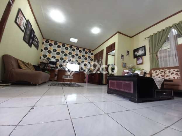 Rumah Lokasi Strategis di Antapani, Bandung, LT 168m² Bangunan 200m² Rumah Lokasi Strategis di Antapani, Bandung, LT 168m² Bangunan 200m²