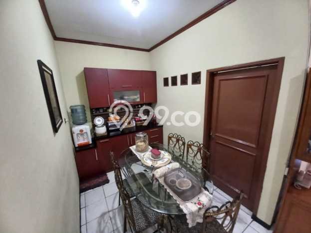 Rumah Lokasi Strategis di Antapani, Bandung, LT 168m² Bangunan 200m² Rumah Lokasi Strategis di Antapani, Bandung, LT 168m² Bangunan 200m²