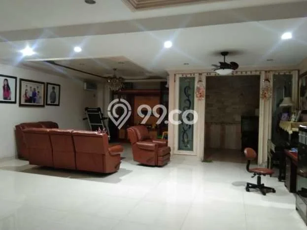 Hunian Mewah Dijual LT 300m2 di Puri Indah, Jakarta Barat Hunian Mewah Dijual LT 300m2 di Puri Indah, Jakarta Barat