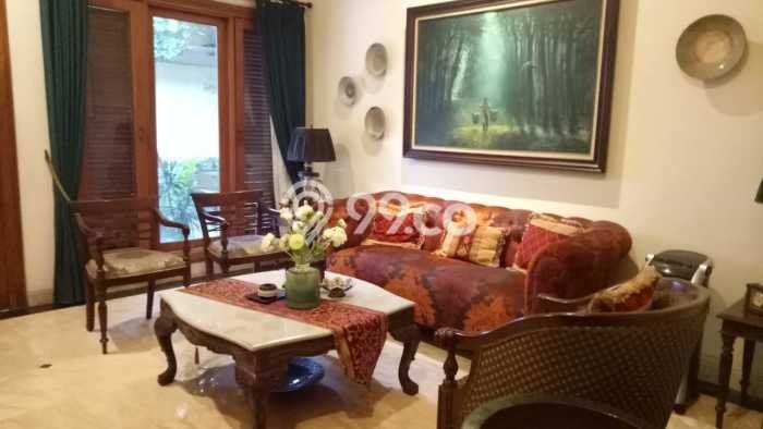 Hunian Mewah LB 450m2 Siap Pakai Desain Elegan di Pejaten, Jakarta Selatan Hunian Mewah LB 450m2 Siap Pakai Desain Elegan di Pejaten, Jakarta Selatan