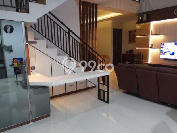 Rumah Luxury Modern Tanpa Renovasi di Bintaro Tangerang Selatan Rumah Luxury Modern Tanpa Renovasi di Bintaro Tangerang Selatan