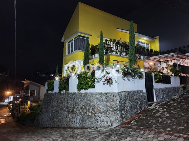 Dijual Rumah Mewah Elegan Dengan View Eksklusif di Lembang, Bandung Dijual Rumah Mewah Elegan Dengan View Eksklusif di Lembang, Bandung
