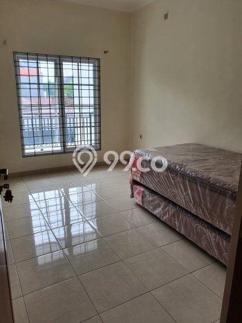 Rumah Lingkungan Nyaman kawasan Bintaro, Tangerang Selatan, Luas 90m² LB 135m² Rumah Lingkungan Nyaman kawasan Bintaro, Tangerang Selatan, Luas 90m² LB 135m²